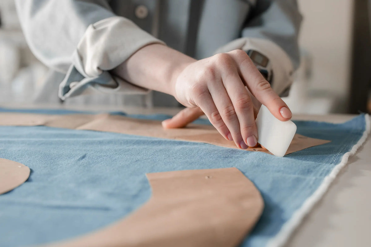 Inside Cap Stitching: How Stitch Placement Shapes Stability and Silhouette